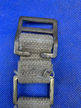 Charger l'image dans la galerie, Original WW2 British Army 37 Pattern Brace Adaptors Pair - 1942 Dated - The Militaria Shop