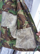 Charger l'image dans la galerie, British Army Jungle DMP Jacket - 40" Chest - The Militaria Shop