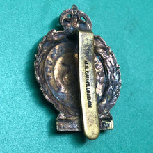 Load image into Gallery viewer, Original WW1 British Army 25th (County of London) Cyclist Battalion Cap Badge - The Militaria Shop