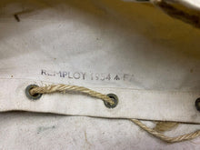 Lade das Bild in den Galerie-Viewer, British Army Korea War Era 1954 Dated Soldier's Kit Bag. - The Militaria Shop
