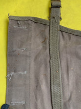 Charger l'image dans la galerie, Original WW2 US Army M1928 Haversack Pack Tail - Dated - The Militaria Shop