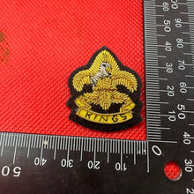 Charger l'image dans la galerie, British Army Kings Liverpool / Manchester Cap / Beret / Blazer Badge - UK Made - The Militaria Shop