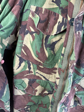 Load image into Gallery viewer, Original British Army 1968 68 Pattern DPM Combat Jacket Smock - 40" Chest - The Militaria Shop