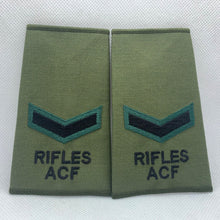 Load image into Gallery viewer, Rifles ACF OD Green Rank Slides / Epaulette Pair Genuine British Army - NEW - The Militaria Shop