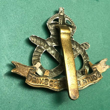 Load image into Gallery viewer, Original WW2 British Army South Staffordshire Regiment Cap Badge - The Militaria Shop