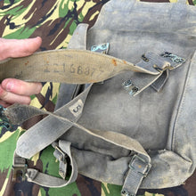 Load image into Gallery viewer, Original WW2 British Army / RAF 37 Pattern Small Pack & L Strap Set - 1945 D - The Militaria Shop