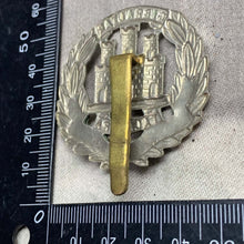 Charger l'image dans la galerie, Original WW2 British Army Northamptonshire Regiment Cap Badge - The Militaria Shop