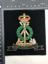 Lade das Bild in den Galerie-Viewer, British Army Bullion Embroidered Blazer Badge - Labour Corps - The Militaria Shop
