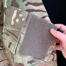 Charger l'image dans la galerie, Genuine British Army Warm Weather Jacket MTP Camouflage - 180/104 - The Militaria Shop