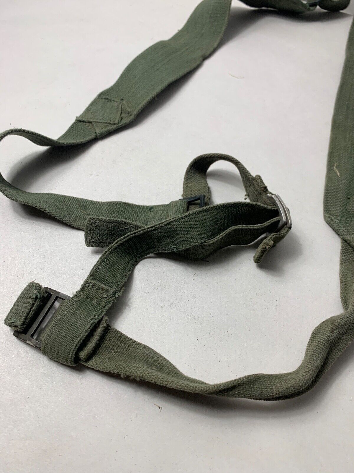 Original WW2 British Army 44 Pattern Shoulder Cross Straps Set - 1945 Dated - The Militaria Shop