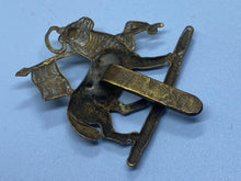 Load image into Gallery viewer, Original WW1 / WW2 British Army Queen's Royal West Surrey Regiment Cap Badg - The Militaria Shop