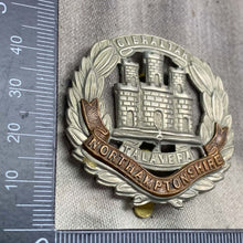 Load image into Gallery viewer, Original WW2 Northamptonshire Regiment British Army Cap Badge - The Militaria Shop