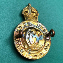 Load image into Gallery viewer, Original British Army Cap Badge Kings Crown - 7th Queen's Own Hussars - The Militaria Shop