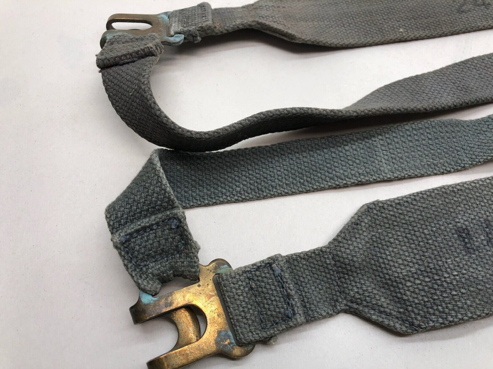 Original WW2 British Royal Air Force Blue 37 Pattern L Strap Set - The Militaria Shop