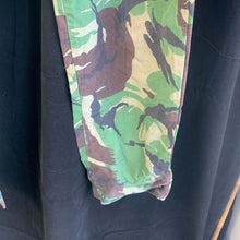 Lade das Bild in den Galerie-Viewer, Genuine British Army DPM Combat Trousers - Size 76/80/96 - The Militaria Shop