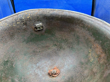 Charger l'image dans la galerie, WW2 British / Canadian Army Mk3 Combat Turtle Helmet - Good Original Helmet - The Militaria Shop