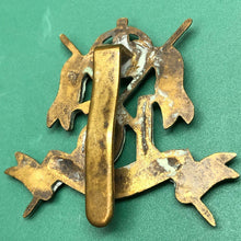 Load image into Gallery viewer, Original WW2 British Army 16th The Queen's Lancers Regiment Cap Badge - The Militaria Shop
