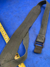 Lade das Bild in den Galerie-Viewer, Original WW2 British Army 44 Pattern Shoulder Strap - 1945 Dated - The Militaria Shop