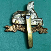 Load image into Gallery viewer, Original WW2 British Army Cap Badge - The Lincolnshire Regiment - The Militaria Shop