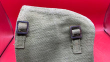 Lade das Bild in den Galerie-Viewer, Original British Army Soldiers Gaiter Spat 37 Pattern Webbing (Single) - The Militaria Shop
