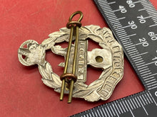 Load image into Gallery viewer, WW1 / WW2 British Army - East Lancashire Regiment White Metal/Brass Cap Badge. - The Militaria Shop