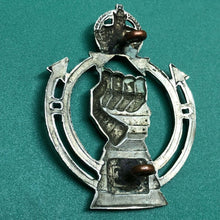 Load image into Gallery viewer, Original WW2 Royal Armoured Corps - Kings Crown British Army Cap Badge - The Militaria Shop
