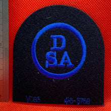 Charger l'image dans la galerie, Unissued WOMEN'S ROYAL NAVY WRNs Trade Badge - Dental Surgery Assistant - B - The Militaria Shop