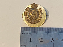 Load image into Gallery viewer, WW1 / WW2 British Army, GV Royal Engineers - Mother of Pearl Brooch Sweetheart - The Militaria Shop