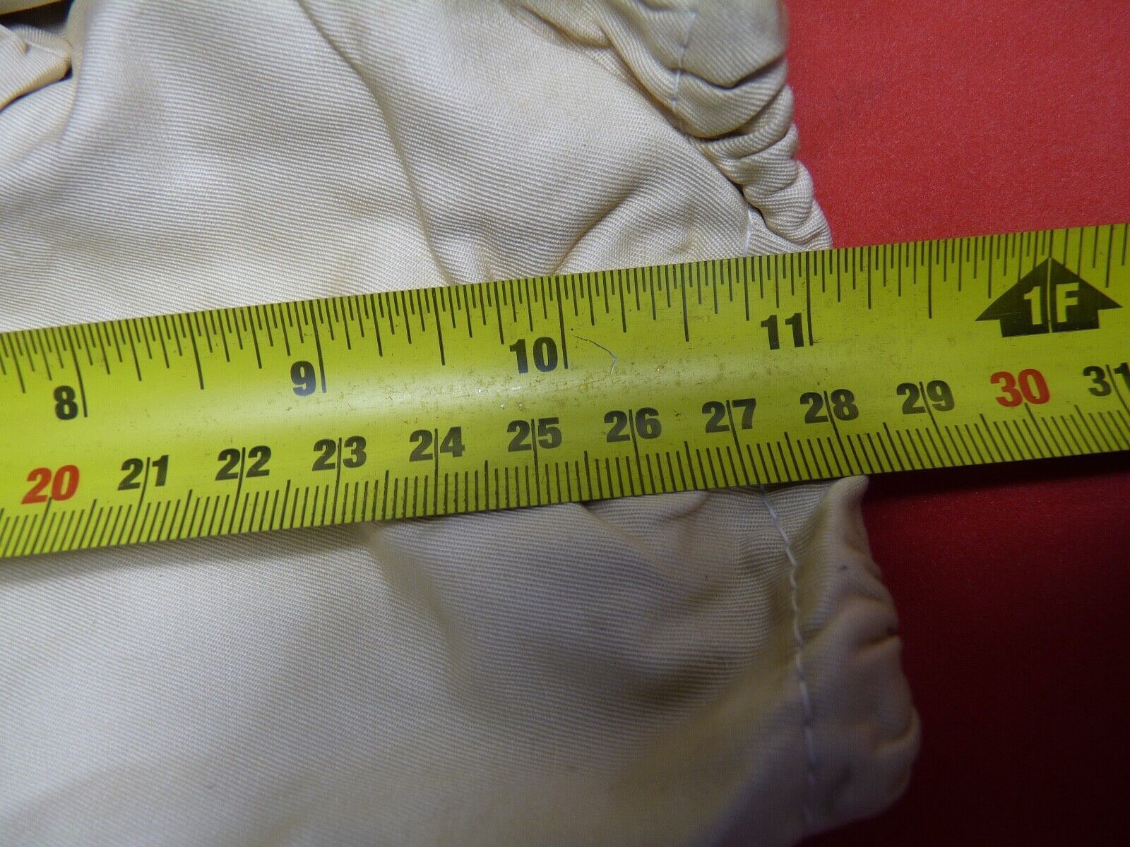 Original WW2 British Army Gunners Winter White Gloves - Dated 1942 - The Militaria Shop