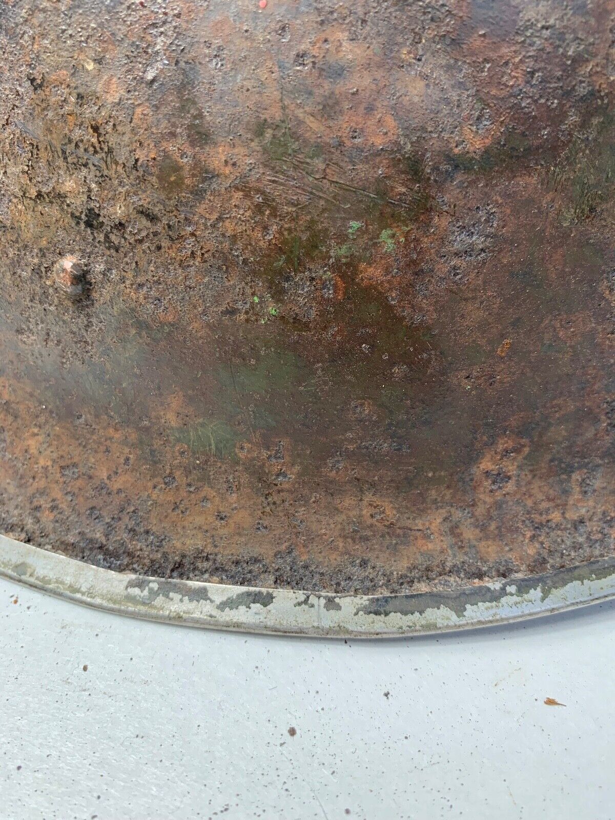 Mk3 Canadian / British Army Original WW2 Turtle Helmet High Rivet - The Militaria Shop