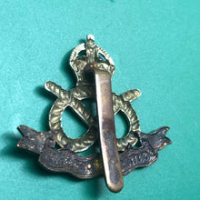 Load image into Gallery viewer, Original WW2 British Army South Staffordshire Regiment Cap Badge - The Militaria Shop
