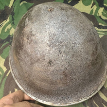 Charger l'image dans la galerie, Original WW2 British / Canadian Army Mk3 Turtle Helmet - The Militaria Shop
