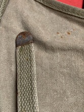 Charger l'image dans la galerie, Original WW2 US Army M1928 Haversack Pack Tail - 1942 Dated - The Militaria Shop