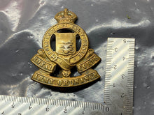 Load image into Gallery viewer, Original British Army WW1 / WW2 Royal Army Ordnance Corps Cap Badge - The Militaria Shop