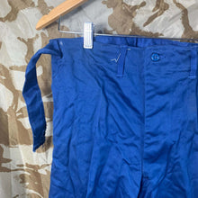 Charger l'image dans la galerie, Original US Army Convalescent Suit Trousers - WW2 Era May 1945 Pat - MEDIUM - The Militaria Shop