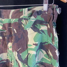 Lade das Bild in den Galerie-Viewer, Genuine British Army DPM Combat Trousers - Size 76/80/96 - The Militaria Shop