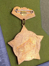 Charger l'image dans la galerie, 1980's/90's Era Soviet Naval Mariner's Award / Badge in Excellent - The Militaria Shop