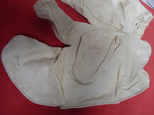 Load image into Gallery viewer, Original WW2 British Army Gunners Winter White Gloves - 1942 - The Militaria Shop