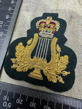 Lade das Bild in den Galerie-Viewer, Genuine British Army Trade / Qualification Badge / Patch Braided Bandsman - The Militaria Shop