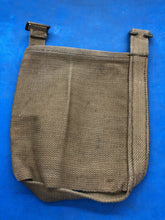 Charger l'image dans la galerie, WW2 British Army 37 Pattern Webbing Water Bottle Carrier Harness - 1944 Dated - The Militaria Shop