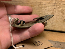 Load image into Gallery viewer, Genuine WW2 USSR Russian Soldiers Army Brass Belt Buckle - 123 - The Militaria Shop