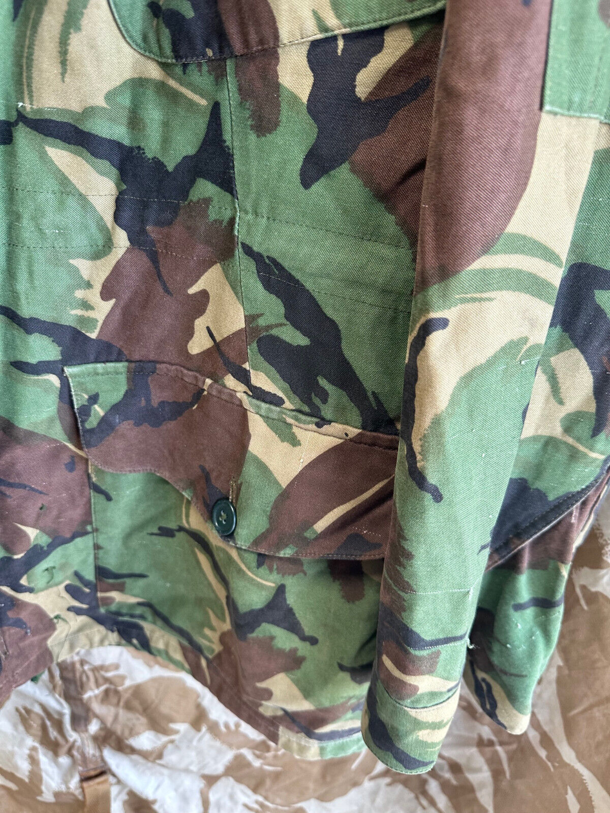 Genuine British Army 1968 Pattern DPM Combat Smock - Size 4 - 40" Chest - The Militaria Shop