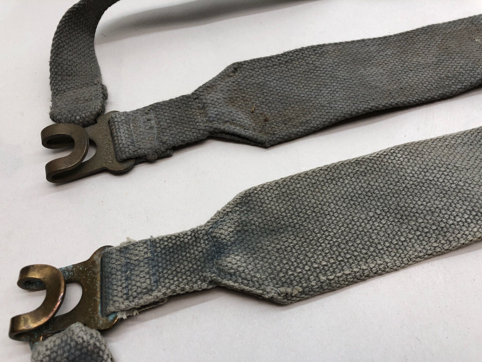 Original WW2 British Royal Air Force Blue 37 Pattern L Strap Set - The Militaria Shop