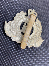 Load image into Gallery viewer, British Army QC SUFFOLK REGIMENT Cap Badge - The Militaria Shop