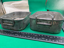 Load image into Gallery viewer, Original British Army WW2 Soldiers Mess Tin Set - Complete with Bag - The Militaria Shop