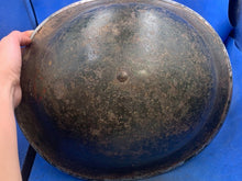 Load image into Gallery viewer, Original WW2 British Army / Canadian Army Mk3 Turtle Combat Helmet - Div Sign - The Militaria Shop