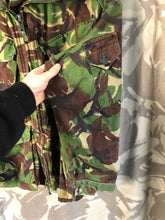 Load image into Gallery viewer, Size 160/96 - Genuine British Army Combat Temperate Smock Jacket DPM Camouflage - The Militaria Shop