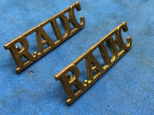 Charger l'image dans la galerie, Original WW2 British Army Royal Army Dental Corps RADC Brass Shoulder Title - The Militaria Shop