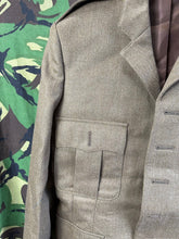 Load image into Gallery viewer, British Army Man's Scottish Pattern No.2 Dress Uniform FAD Jacket Size 176/96/80 - The Militaria Shop