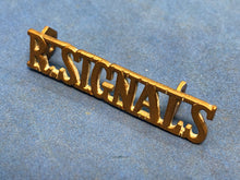 Load image into Gallery viewer, Original WW2 Brass British Army Shoulder Title Royal Signals - The Militaria Shop